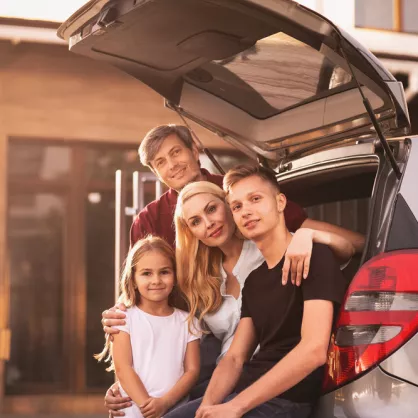 auto-home-insurance-famaly-auto